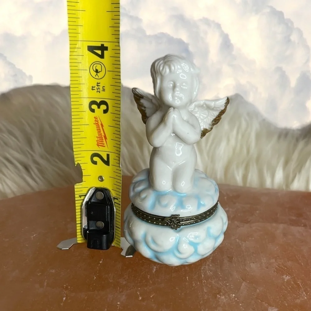 Vintage White Porcelain Cherub/Angel Hinged Trinket Pill Box